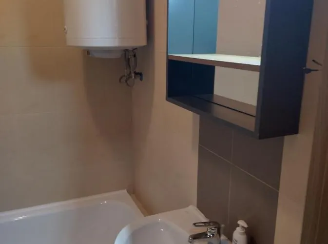 St John Park Boutique Gero